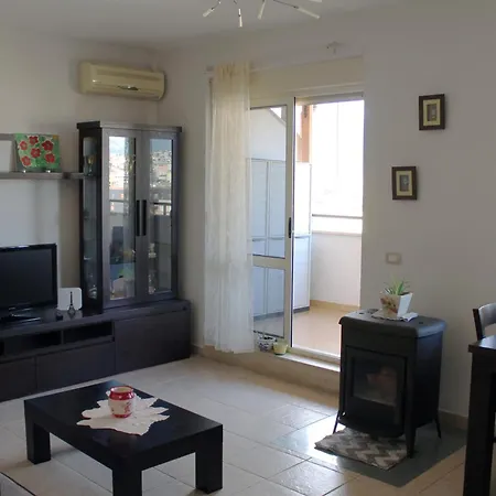 Apartment Cosy Rooftop At Pazari I Ri Tirana